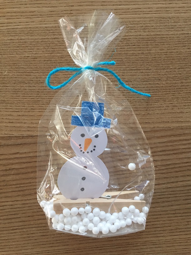 Foto 2 Schnipsel Schneemann Marlies